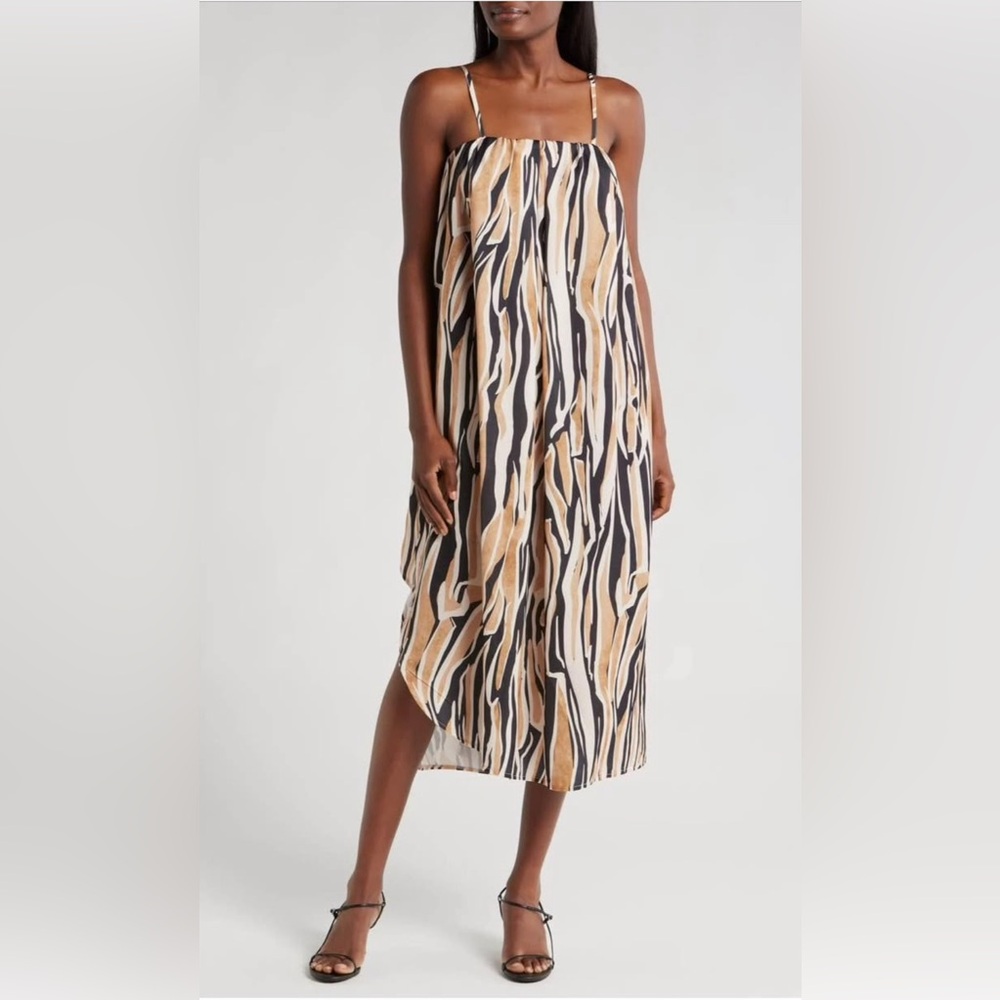 Black and White Spaghetti Strap Sundress for Resort Wear